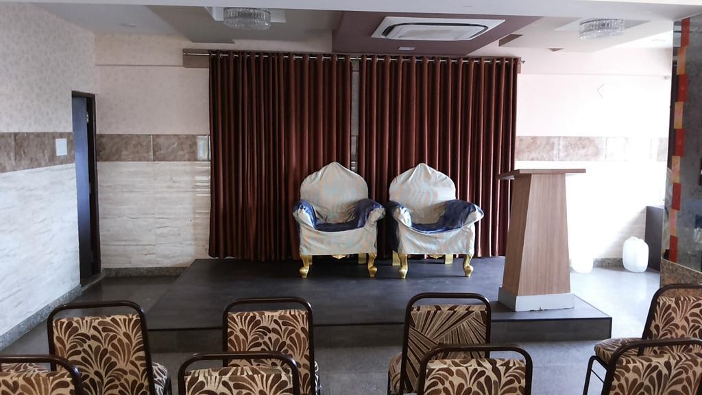 Готель Adyar Ananda Bhavan Residency Бенґалуру Екстер'єр фото